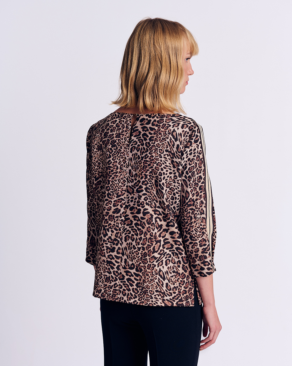 Μπλούζα animal print - Image 4