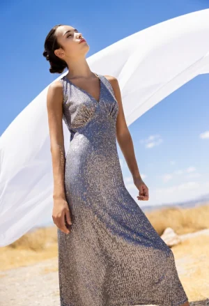 Alternative view of Μίντι φόρεμα παγιέτα