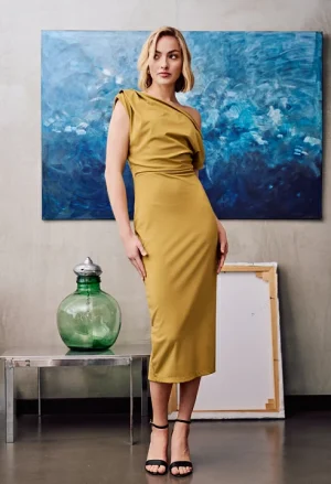 Φόρεμα ντραπέ