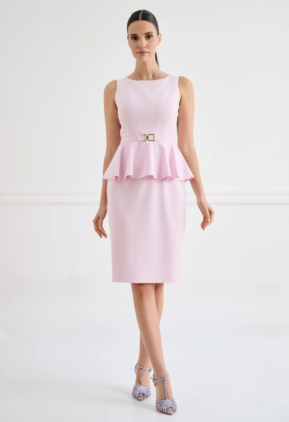 Midi φόρεμα με peplum και ζώνη στη μέση