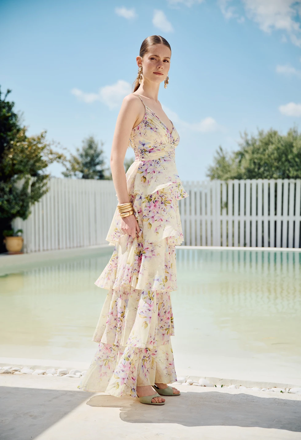 Floral maxi φόρεμα με τιράντες και βολάν - Image 2