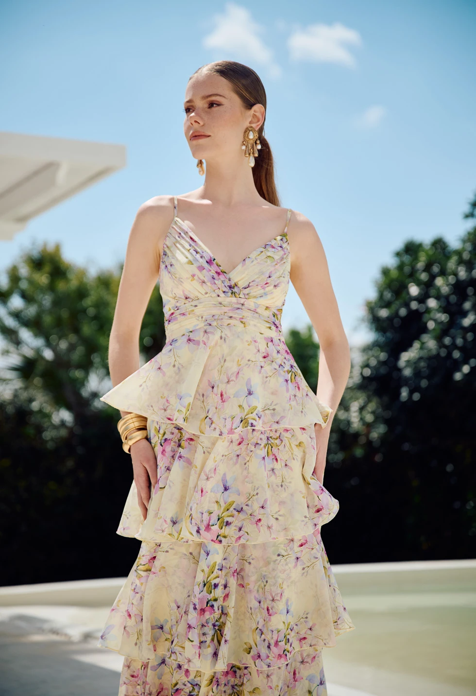 Floral maxi φόρεμα με τιράντες και βολάν - Image 3
