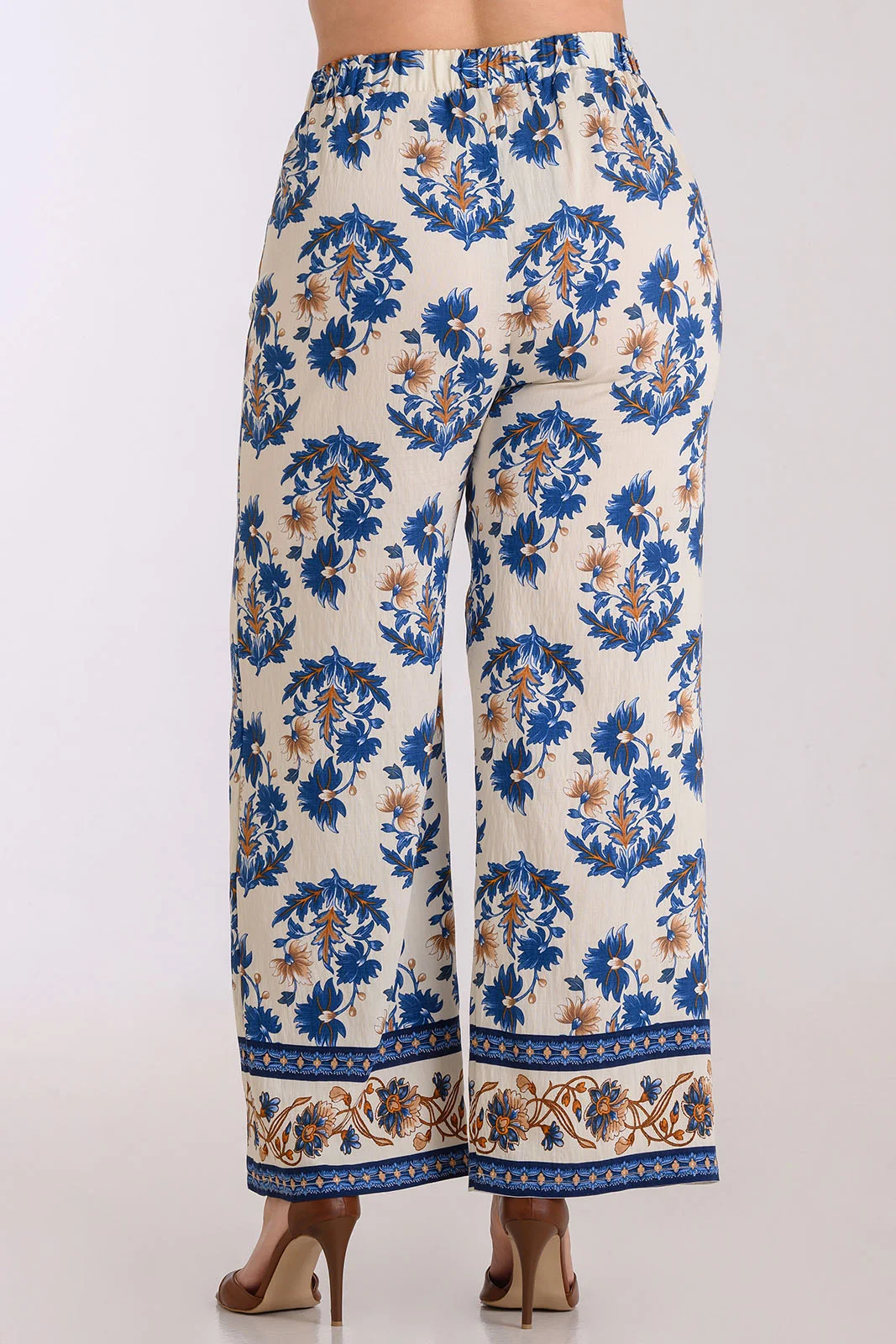 Εμπριμέ παντελόνα plus size - Image 2