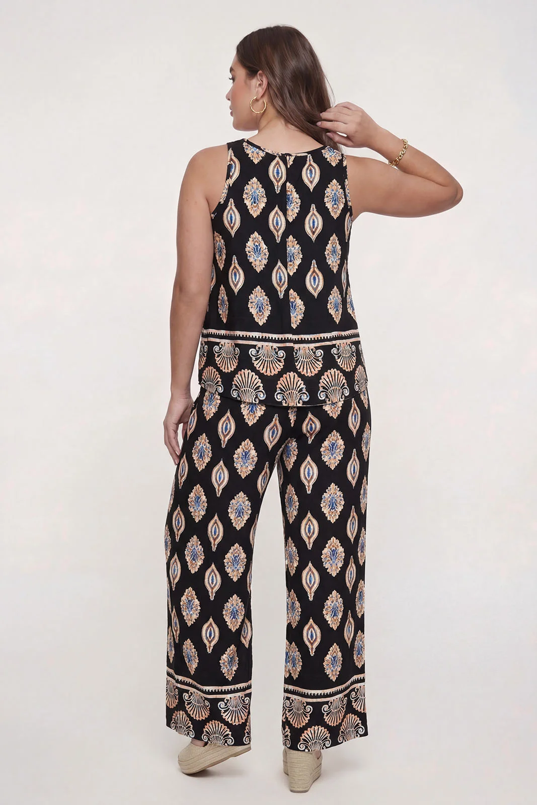Printed παντελόνα με ethnic μοτίβα plus size - Image 3