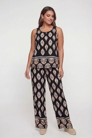 Alternative view of Printed παντελόνα με ethnic μοτίβα plus size