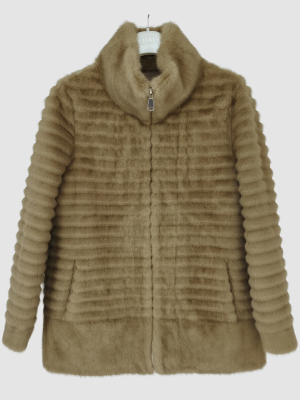 Γούνα κοντή σε καφέ χρώμα με φερμουάρ