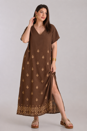 Alternative view of Maxi φόρεμα λινό με χρυσά κεντήματα plus size