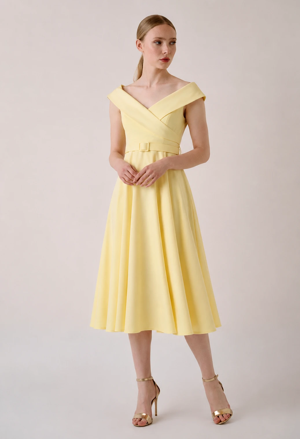 Midi off shoulder φόρεμα με ζώνη