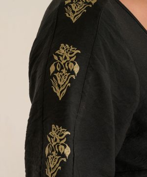 Alternative view of Μπλούζα κοντομάνικη με κέντημα