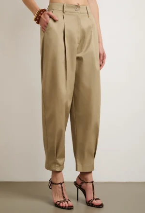 Παντελόνι relaxed fit με πιέτες