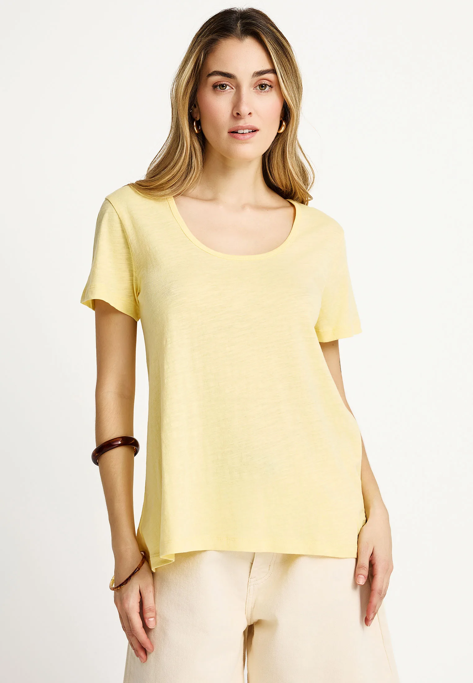 T-shirt μονόχρωμο σε Relaxed fit