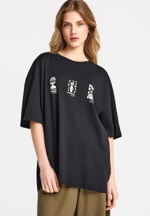 T-shirt relaxed με τύπωμα στην πλάτη