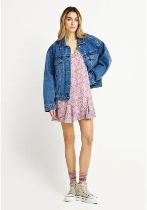 Alternative view of Τζιν μπουφάν