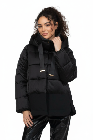 Μπουφάν καπιτονέ με κουκούλα σε μαύρο χρώμα