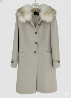 Παλτό με γούνινο γιακά και χρυσά κουμπιά