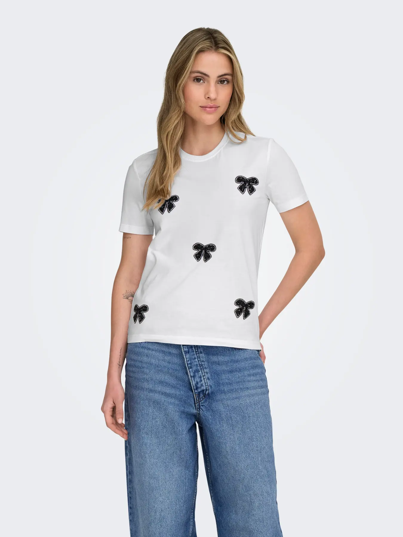 Tshirt με strass φιόγκους