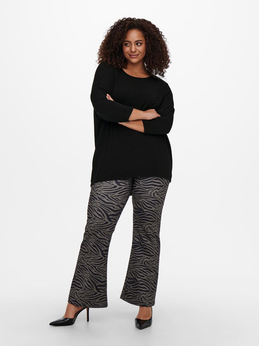 Μονόχρωμη μπλούζα με μανίκι 3/4 Plus size - Image 3