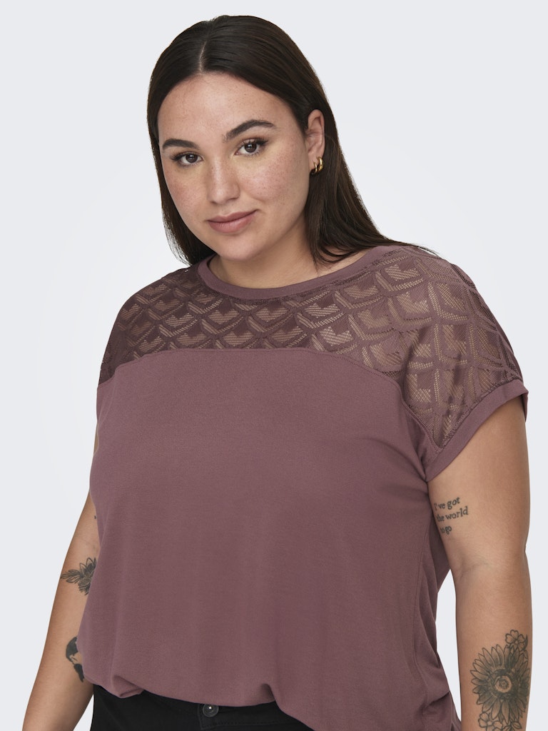 Μπλούζα με δαντέλα και κοντά μανίκια Plus size - Image 2