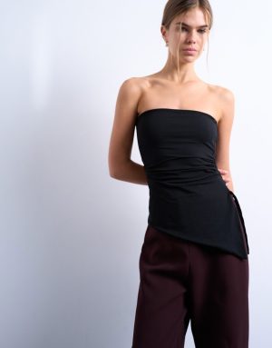 Top strapless με ασύμμετρο τελείωμα