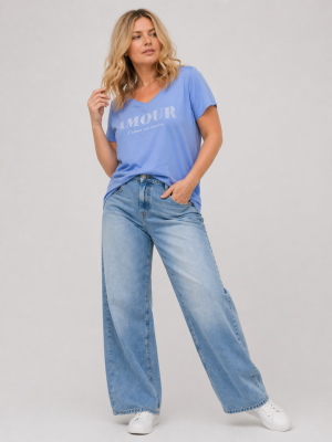 Alternative view of Μπλούζα κοντομάνικη με v λαιμόκοψη και στάμπα plus size