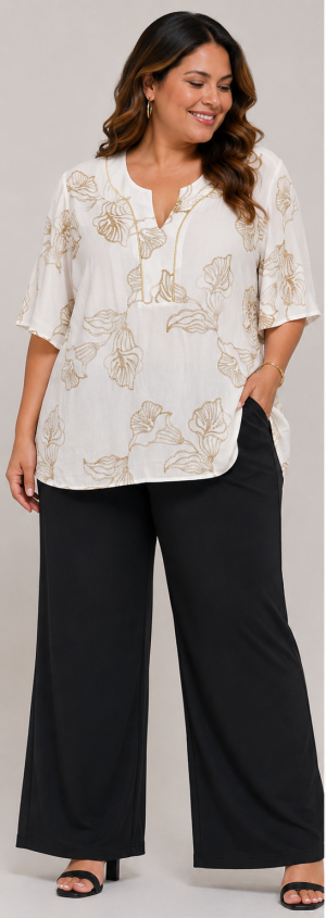Εμπριμέ μπλούζα με μεταλλική λεπτομέρεια plus size