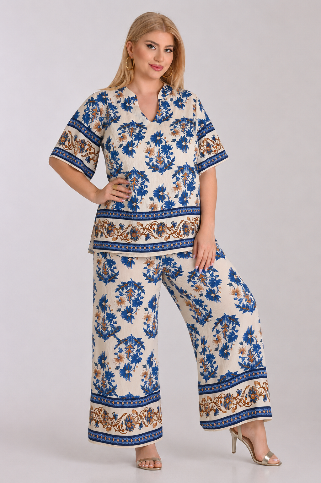 Κοντομάνικη μπλούζα εμπριμέ print plus size - Image 2