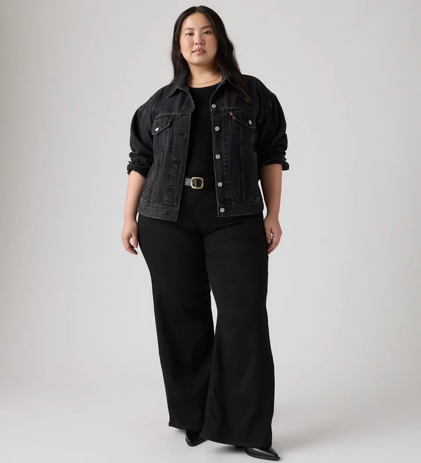 levis womens 318 shaping wide leg plus size 0033f0002 1 GLO CM DA 906af309 5618 41b5 a7cc 708163ecd3b3 1456x1600 crop center.progressive