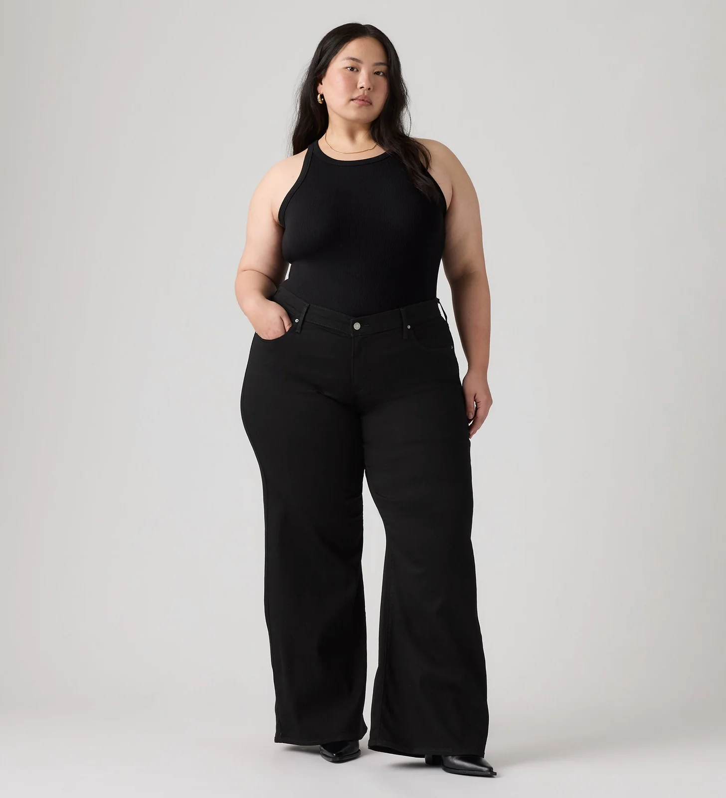 levis womens 318 shaping wide leg plus size 0033f0002 3 GLO CM FV 3a06ff84 00a8 4f00 b54c 00b42f1bade0 1456x1600 crop center.progressive