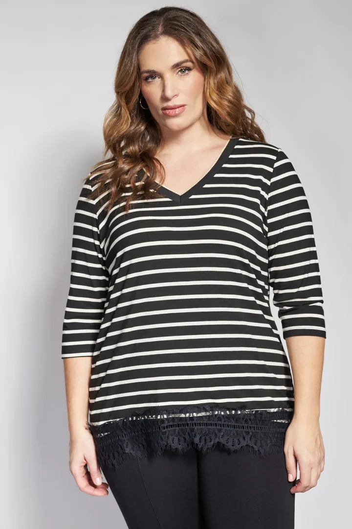 Μπλούζα ριγέ με δαντέλα plus size - Image 2