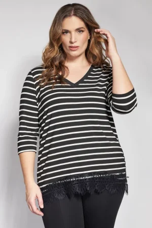 Μπλούζα ριγέ με δαντέλα plus size