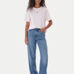 tommy jeans t shirt badge dw0dw22202 roz boxy fit 0000305563194 (1)