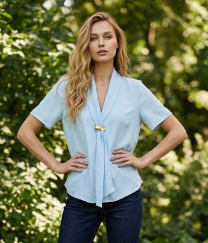 Πουκάμισο κοντομάνικο με γιακά φουλάρι και αγκράφα